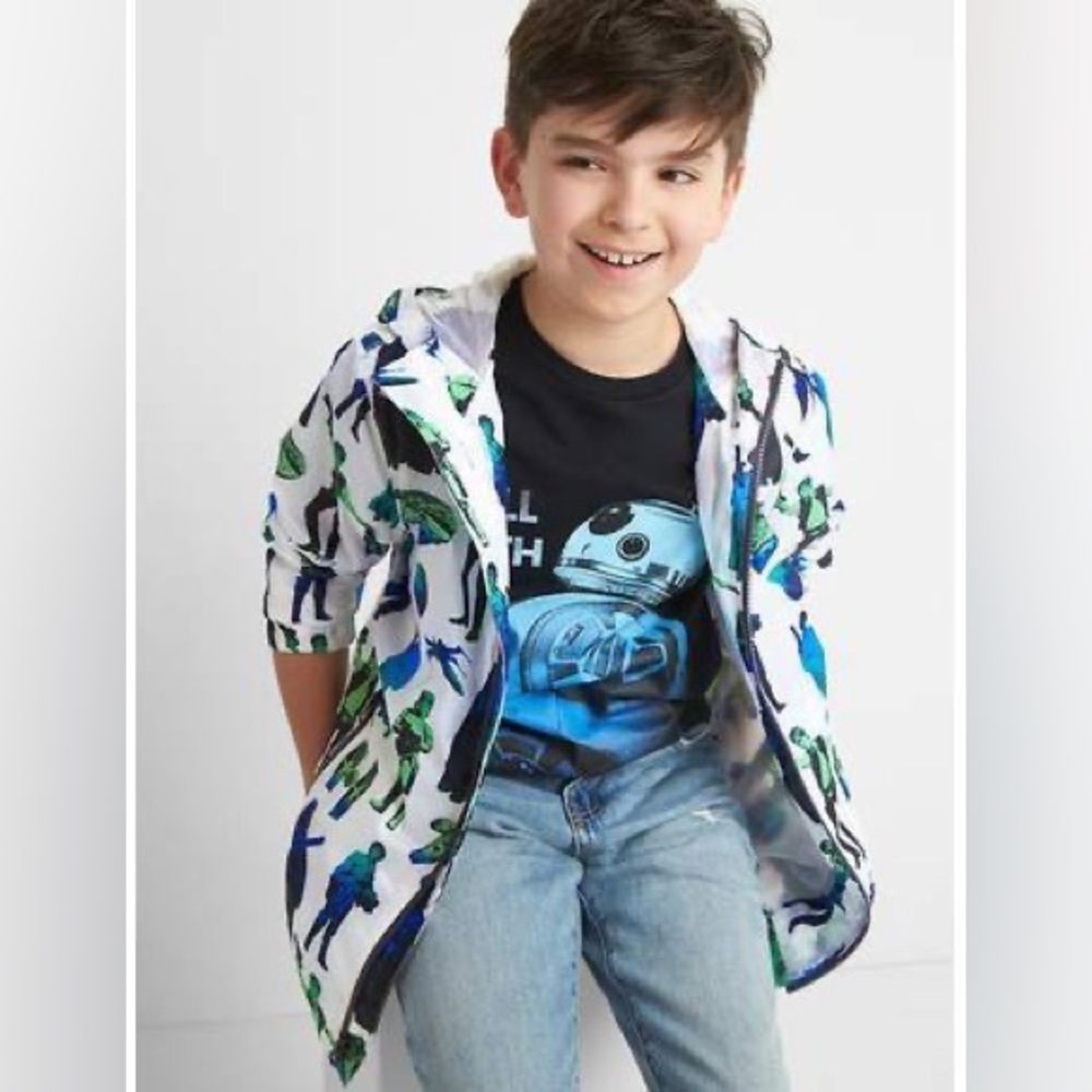 GAP X STAR WARS 8 wind buster